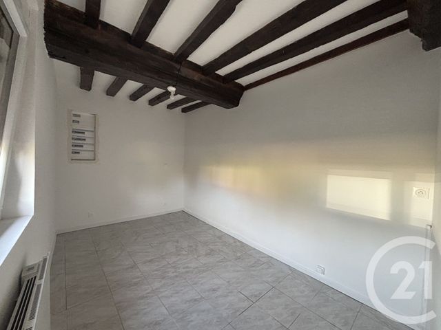 Maison &agrave; louer - 6 pi&egrave;ces - 116,88 m2 - Juvigny Val D Andaine - 61 - BASSE-NORMANDIE