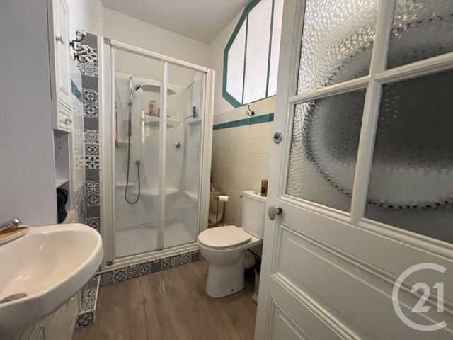 Appartement F3 &agrave; vendre - 3 pi&egrave;ces - 66,76 m2 - Bagnoles De L Orne Normandie - 61 - BASSE-NORMANDIE