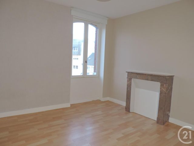 Appartement F3 &agrave; louer - 3 pi&egrave;ces - 88,17 m2 - Bagnoles De L Orne Normandie - 61 - BASSE-NORMANDIE