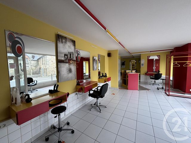 Afficher la photo en grand Maison à vendre - 5 pièces - 216,90 m2 - Domfront En Poiraie - 61 - BASSE-NORMANDIE