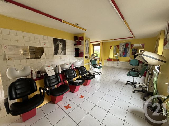 Afficher la photo en grand Maison à vendre - 5 pièces - 216,90 m2 - Domfront En Poiraie - 61 - BASSE-NORMANDIE