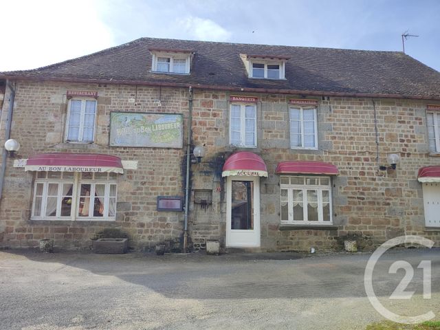Afficher la photo en grand Maison à vendre - 16 pièces - 456 m2 - Dompierre - 61 - BASSE-NORMANDIE