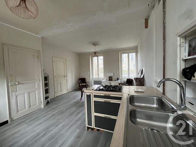 Afficher la photo en grand Maison à vendre - 3 pièces - 63 m2 - Domfront En Poiraie - 61 - BASSE-NORMANDIE