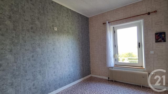 Afficher la photo en grand Maison à vendre - 6 pièces - 106 m2 - Domfront En Poiraie - 61 - BASSE-NORMANDIE