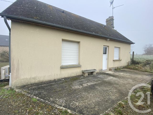 Maison à louer - 2 pièces - 60 m2 - St Roch Sur Egrenne - 61 - BASSE-NORMANDIE