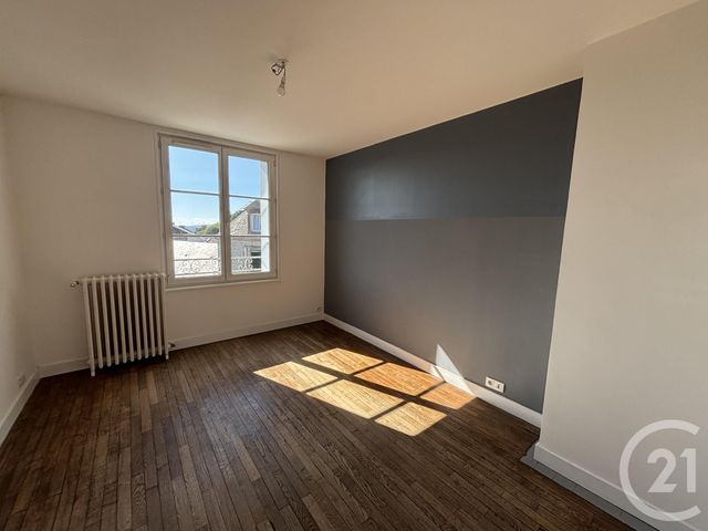 Appartement à louer - 5 pièces - 99 m2 - Domfront En Poiraie - 61 - BASSE-NORMANDIE