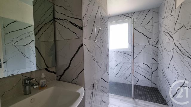 Maison à vendre - 6 pièces - 109,90 m2 - Domfront En Poiraie - 61 - BASSE-NORMANDIE