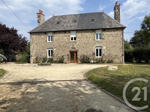Maison à louer - 9 pièces - 155,19 m2 - St Cyr Du Bailleul - 50 - BASSE-NORMANDIE