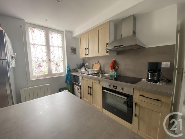 Appartement F3 à louer - 3 pièces - 43,88 m2 - Domfront En Poiraie - 61 - BASSE-NORMANDIE