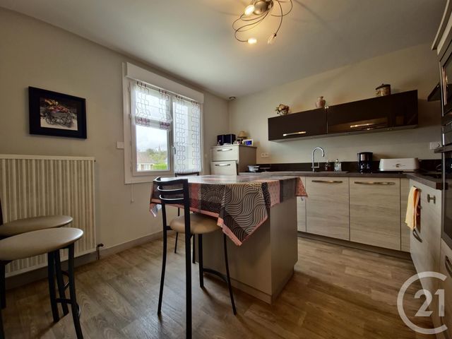 Afficher la photo en grand Maison à vendre - 4 pièces - 88,13 m2 - Domfront En Poiraie - 61 - BASSE-NORMANDIE
