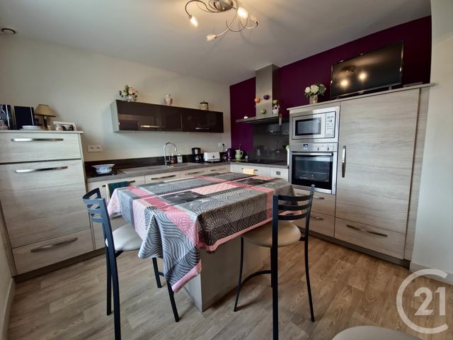 Afficher la photo en grand Maison à vendre - 4 pièces - 88,13 m2 - Domfront En Poiraie - 61 - BASSE-NORMANDIE