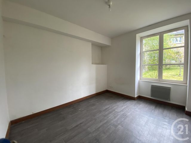 Afficher la photo en grand Appartement F2 à louer - 2 pièces - 40,05 m2 - Domfront En Poiraie - 61 - BASSE-NORMANDIE