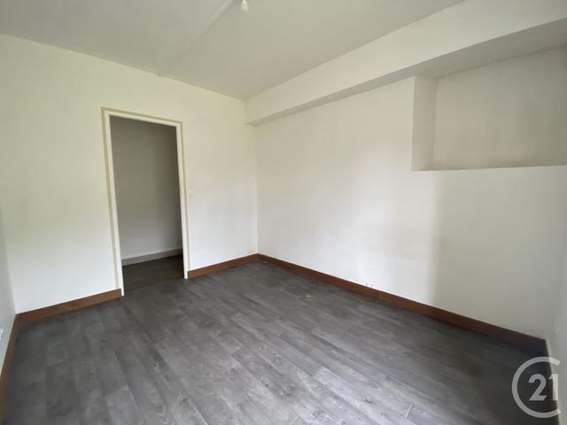 Afficher la photo en grand Appartement F2 à louer - 2 pièces - 40,05 m2 - Domfront En Poiraie - 61 - BASSE-NORMANDIE