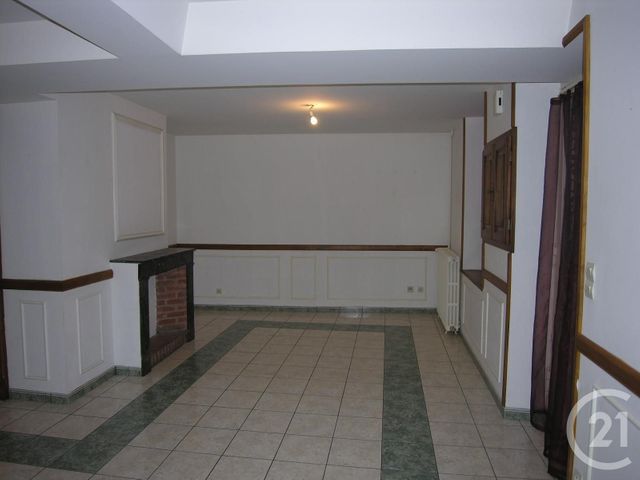 Maison &agrave; louer - 6 pi&egrave;ces - 124,89 m2 - Domfront En Poiraie - 61 - BASSE-NORMANDIE