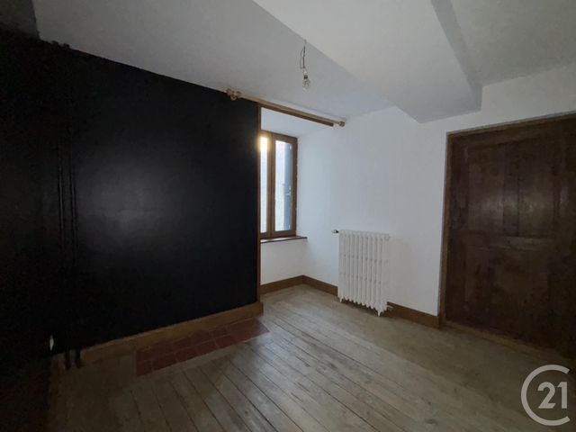 Maison &agrave; louer - 6 pi&egrave;ces - 124,89 m2 - Domfront En Poiraie - 61 - BASSE-NORMANDIE