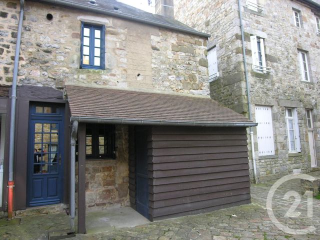 Maison &agrave; louer - 6 pi&egrave;ces - 124,89 m2 - Domfront En Poiraie - 61 - BASSE-NORMANDIE