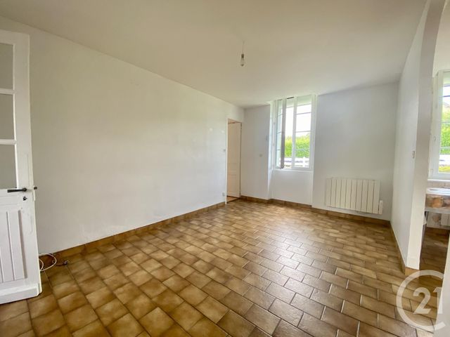 Maison &agrave; louer - 3 pi&egrave;ces - 73,21 m2 - La Ferriere Aux Etangs - 61 - BASSE-NORMANDIE
