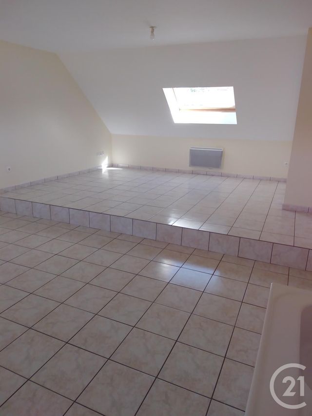 Appartement F3 &agrave; louer - 3 pi&egrave;ces - 64,71 m2 - Domfront En Poiraie - 61 - BASSE-NORMANDIE