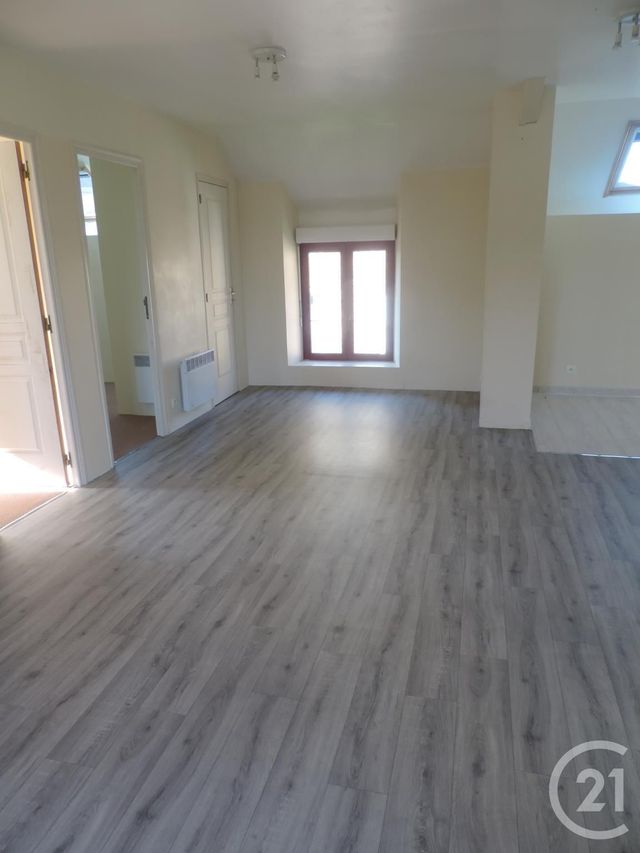 Appartement F3 à louer CEAUCE