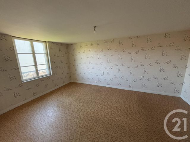 Afficher la photo en grand Maison à vendre - 3 pièces - 73,41 m2 - Domfront En Poiraie - 61 - BASSE-NORMANDIE