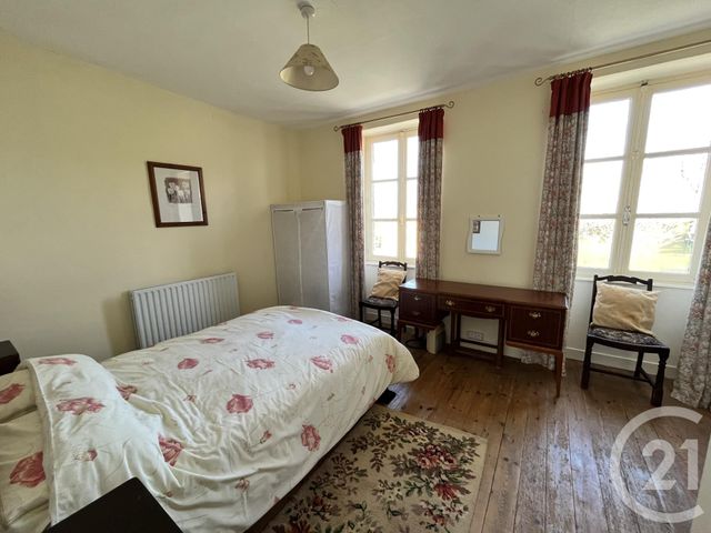 Afficher la photo en grand Maison à vendre - 6 pièces - 136 m2 - Domfront En Poiraie - 61 - BASSE-NORMANDIE