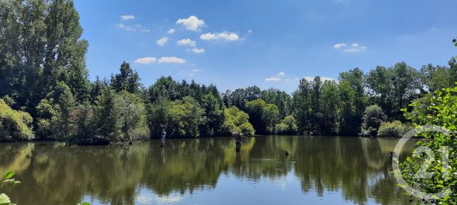  à vendre MONTREUIL POULAY