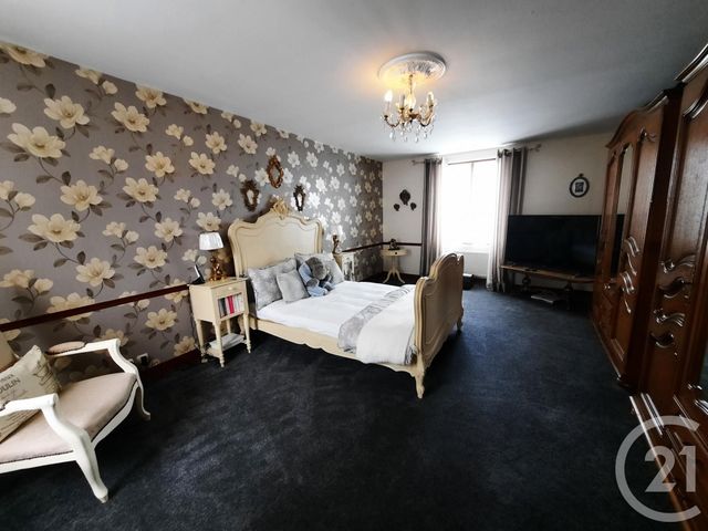 Afficher la photo en grand Maison à vendre - 7 pièces - 178 m2 - Lassay Les Chateaux - 53 - PAYS-DE-LOIRE