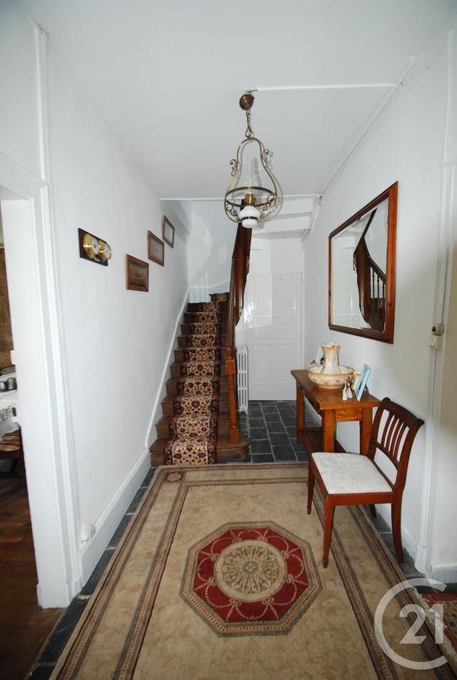 Afficher la photo en grand Maison à vendre - 9 pièces - 237,50 m2 - Lassay Les Chateaux - 53 - PAYS-DE-LOIRE