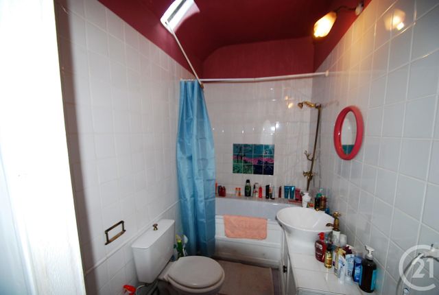Afficher la photo en grand Maison à vendre - 9 pièces - 237,50 m2 - Lassay Les Chateaux - 53 - PAYS-DE-LOIRE