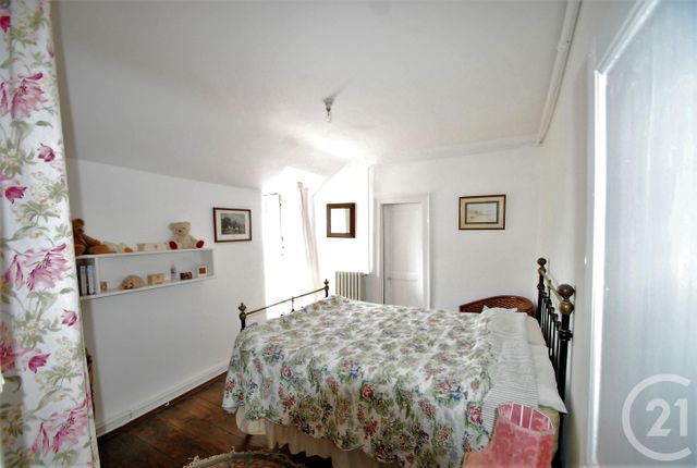 Afficher la photo en grand Maison à vendre - 9 pièces - 237,50 m2 - Lassay Les Chateaux - 53 - PAYS-DE-LOIRE