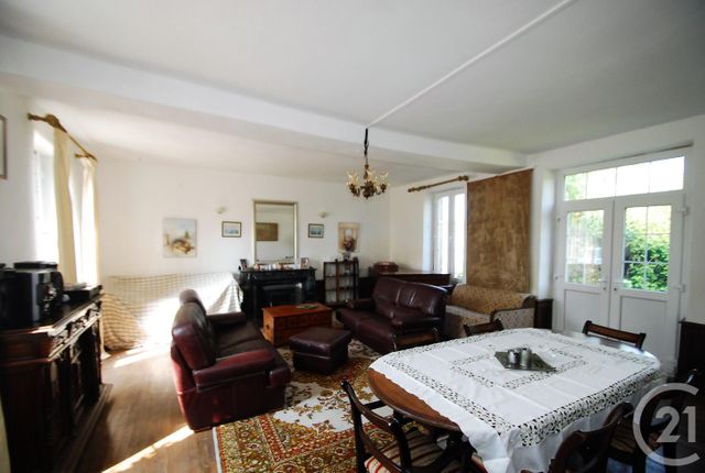 Afficher la photo en grand Maison à vendre - 9 pièces - 237,50 m2 - Lassay Les Chateaux - 53 - PAYS-DE-LOIRE