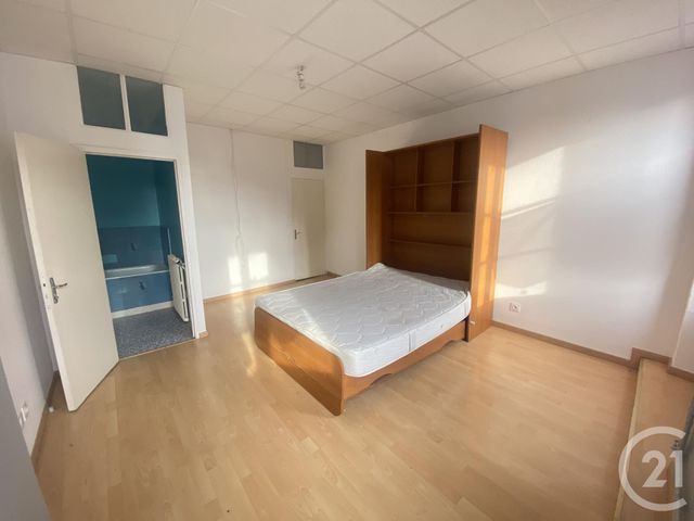 Appartement à louer - 5 pièces - 122 m2 - Lassay Les Chateaux - 53 - PAYS-DE-LOIRE