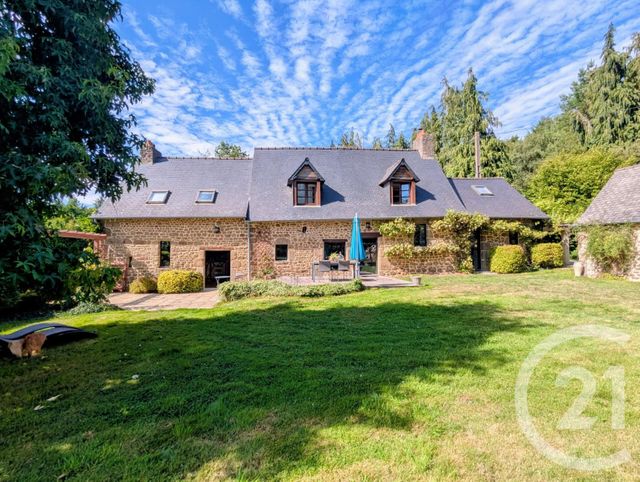 Maison à vendre - 9 pièces - 198,23 m2 - Lassay Les Chateaux - 53 - PAYS-DE-LOIRE