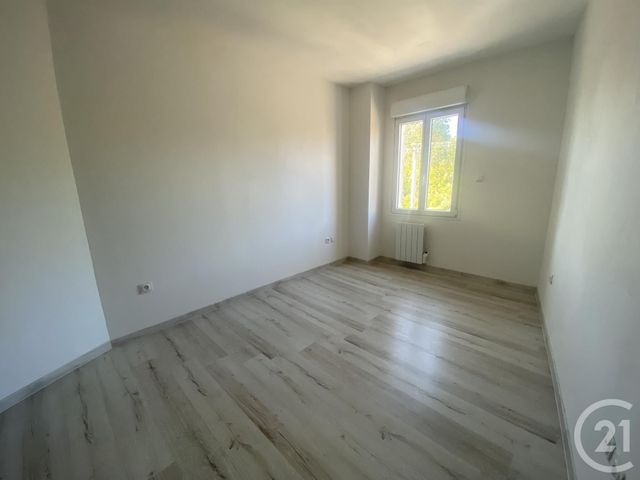 Maison à louer - 3 pièces - 71 m2 - Vautorte - 53 - PAYS-DE-LOIRE